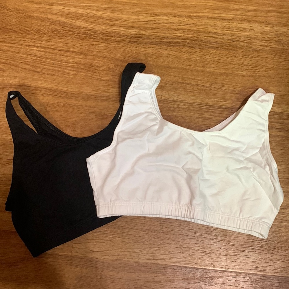 Womens sports bra size small